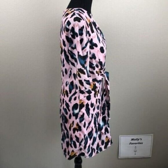 TCEC Lively Leopard Dress Short Sleeve Faux Wrap Keyhole Pink Animal Print - Picture 8 of 15